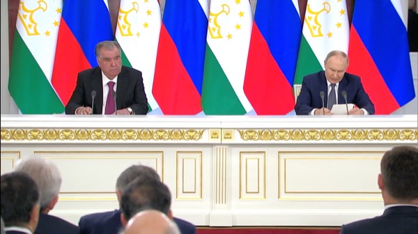 Russland & Tadschikistan: Neue Wirtschafts- und Sicherheitsabkommen unterzeichnet!